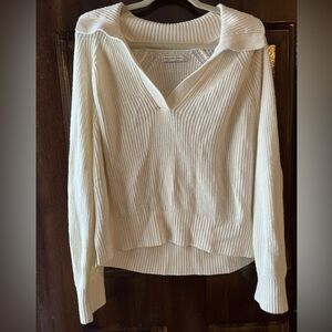 Abercrombie white Knit Sweater